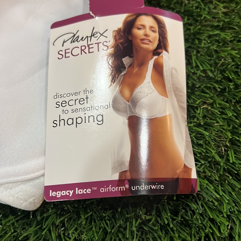 Playtex Secrets legacy lace Airfoam underwire bra Style 4232 - Picture 3 of 4